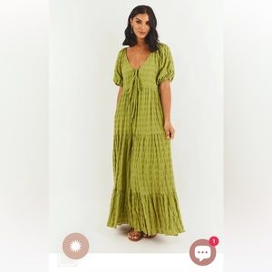 ISO Girl and the Sun Valentina Maxi Dress Green Size S or M